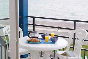 Comfortably Furnished Apartment With a sea View