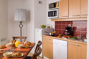 Comfortably Furnished Apartment With a sea View