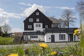 Modern Flat in Neuastenberg With Balcony