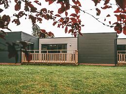 Modernly Furnished Cottage With Beautiful Terrace by a Lake