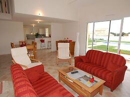 Spacious Villa With a Private Pool on a Golf Course in Loire
