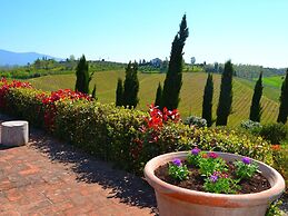 Holiday Home With Swimming Pool With Bubble Bath and Children's Pool