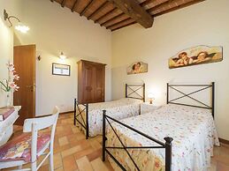 Holiday Home With Swimming Pool With Bubble Bath and Children's Pool