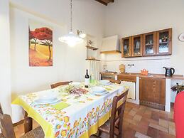 Holiday Home With Swimming Pool With Bubble Bath and Children's Pool