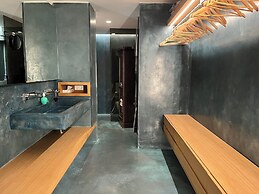 LEMON TREE GUEST HOUSE