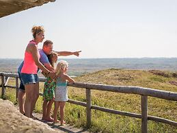 Comfortable Chalet With Dishwasher, in the Texel Dune Areal