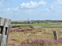 Comfortable Chalet With Dishwasher, in the Texel Dune Areal