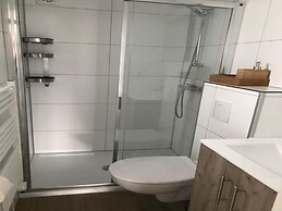 Comfortable Chalet With Microwave, on a Holiday Park 1 km. From the Be