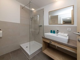 Majestic Apartment in Klosterle With Sauna on the Arlberg Met Terras