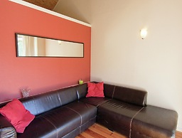 Comfortable and Cozy Cottage With Large Terrace