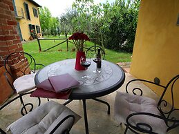 Beautiful Holiday Home With View Over Cortona in Beautiful Surrounding