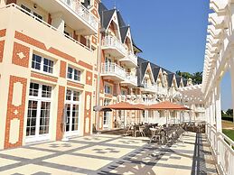 Luxury Apartment in a Gorgeous Area Called La Belle Epoque