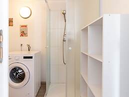 Attractive Holiday Home With Shared Pool in the Luberon