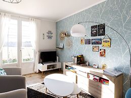 Attractive Holiday Home With Shared Pool in the Luberon