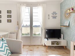 Attractive Holiday Home With Shared Pool in the Luberon