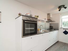 Nice House With Large Garden, in Noordwijk and Near the sea