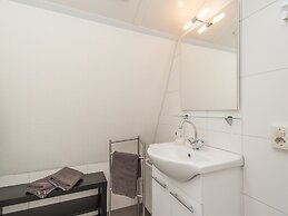 Nice House With Large Garden, in Noordwijk and Near the sea