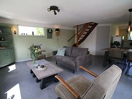 Nice House With Large Garden, in Noordwijk and Near the sea