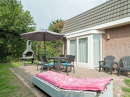 Nice House With Large Garden, in Noordwijk and Near the sea