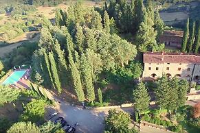 Attractive Apartment in Typical Tuscan Style
