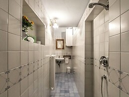 Attractive Apartment in Typical Tuscan Style