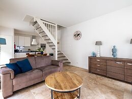 Luxury Apartment in a Residence Right on the Boulevard and the Beach