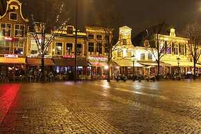 Luxury Apartment in a Residence Right on the Boulevard and the Beach