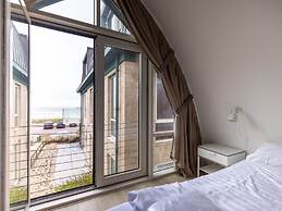 Luxury Apartment in a Residence Right on the Boulevard and the Beach