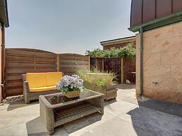 Luxury Apartment in a Residence Right on the Boulevard and the Beach