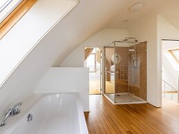 Luxury Apartment in a Residence Right on the Boulevard and the Beach