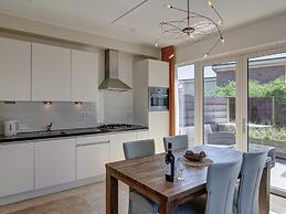 Luxury Apartment in a Residence Right on the Boulevard and the Beach