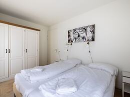 Luxury Apartment in a Residence Right on the Boulevard and the Beach