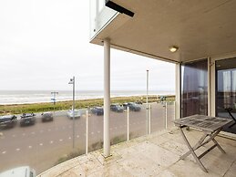 Luxury Apartment in a Residence Right on the Boulevard and the Beach