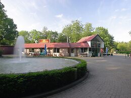 Beautiful House With Sandy Beach, Near Giethoorn
