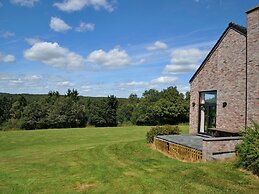 Modern Holiday Home in Somme-leuze With Garden