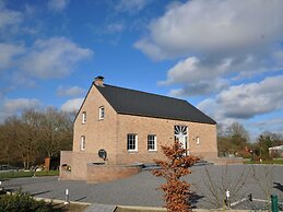Modern Holiday Home in Somme-leuze With Garden
