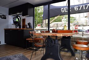 Houseboat Leni, Flensburg