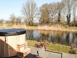 Dreamy Chalet With a Covered Terrace, Close to Nature