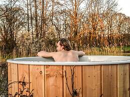 Dreamy Chalet With a Covered Terrace, Close to Nature