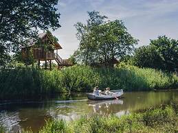Dreamy Chalet With a Covered Terrace, Close to Nature