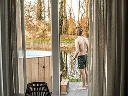 Dreamy Chalet With a Covered Terrace, Close to Nature