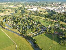 Dreamy Chalet With a Covered Terrace, Close to Nature