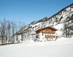 Apartment in Fusch an der Glocknerstrasse in Nature