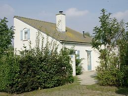 Detached Holiday Home With Dishwasher Located on Texel