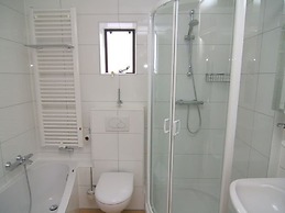 Detached Holiday Home With Dishwasher Located on Texel