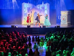 Detached Holiday Home With Dishwasher Located on Texel