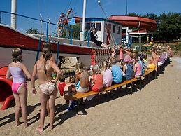 Detached Holiday Home With Dishwasher Located on Texel