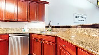 Mountain Chateau Retreat Desirable Resort 4 BDR