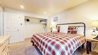 Mountain Chateau Retreat Desirable Resort 4 BDR