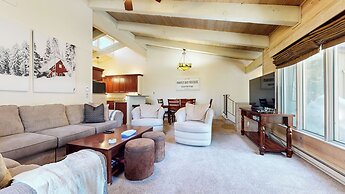 Mountain Chateau Retreat Desirable Resort 4 BDR